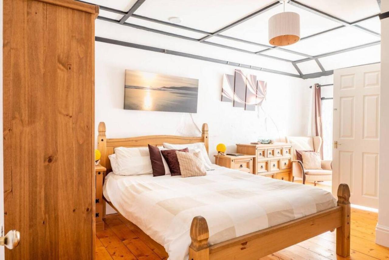 Cosy Welsh Cottage In St Davids Centre With Garden Buitenkant foto