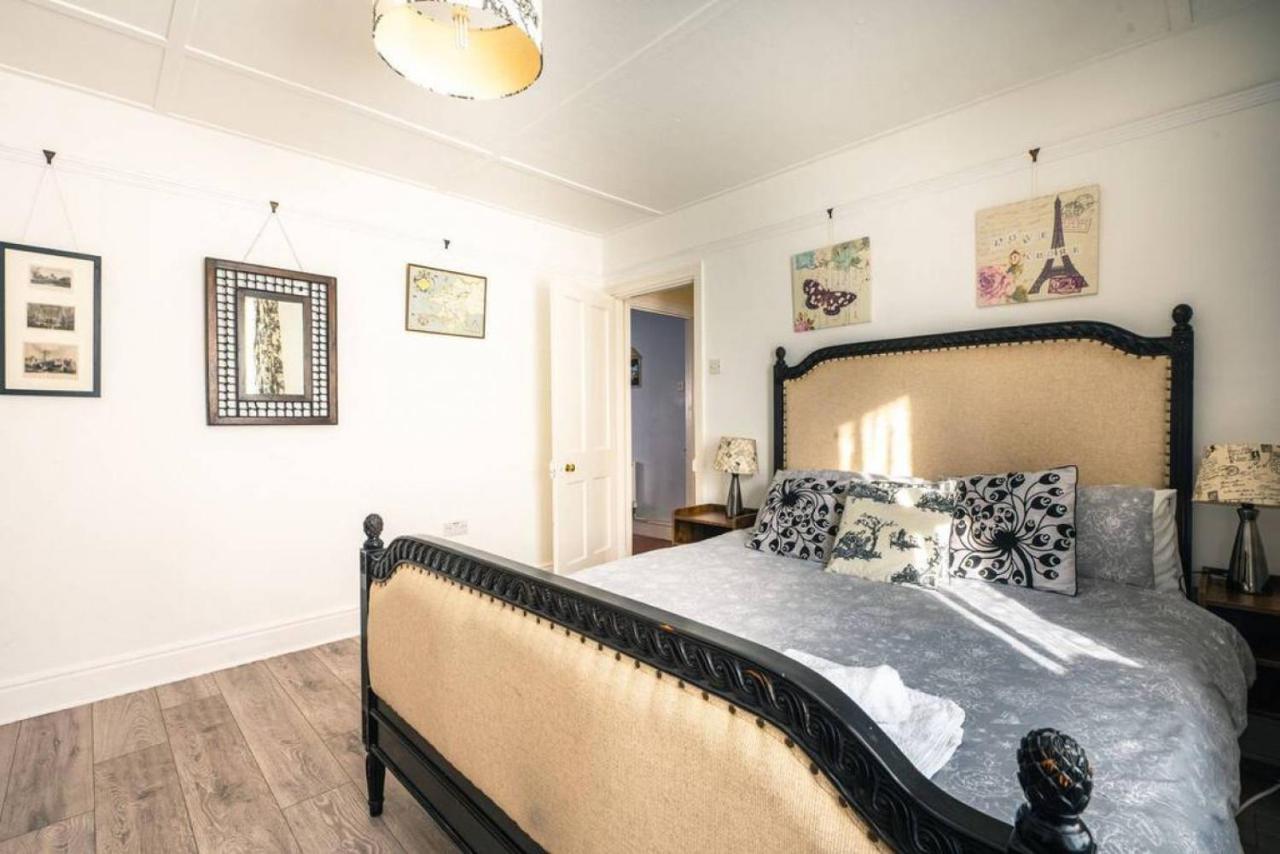 Cosy Welsh Cottage In St Davids Centre With Garden Buitenkant foto