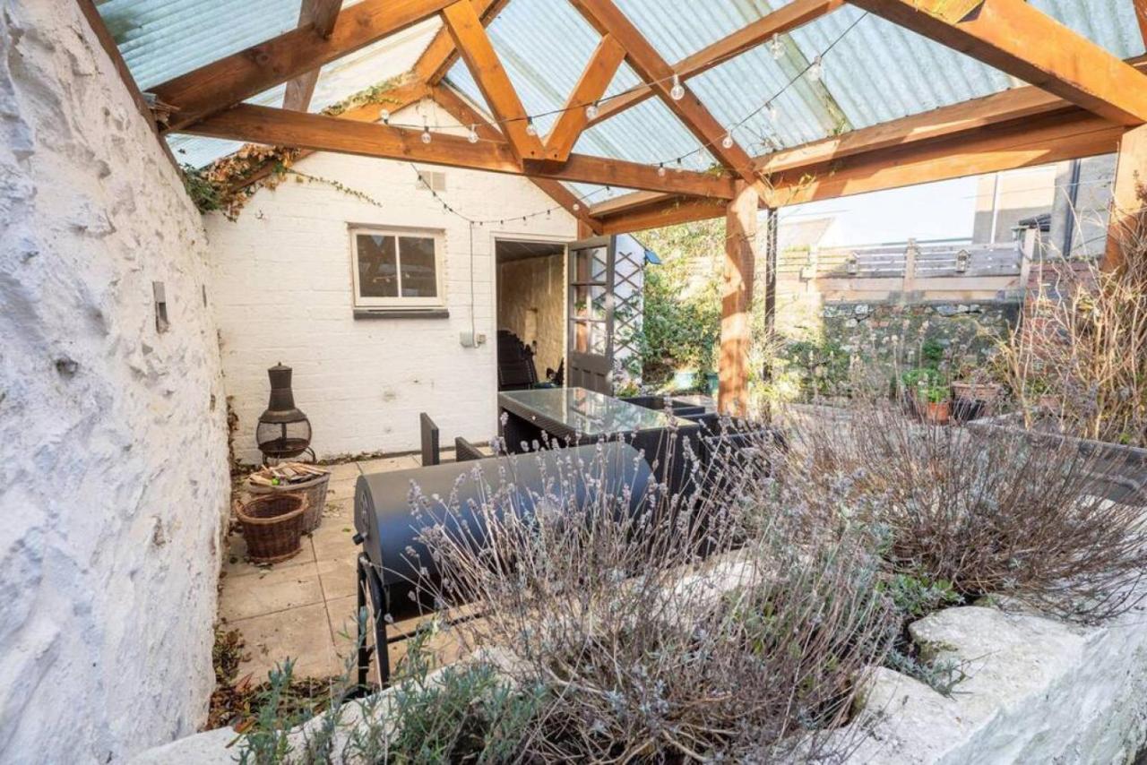 Cosy Welsh Cottage In St Davids Centre With Garden Buitenkant foto
