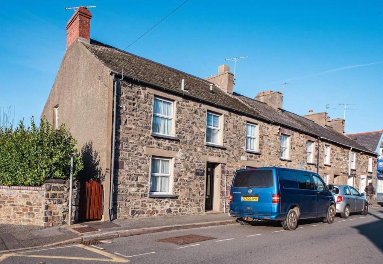 Cosy Welsh Cottage In St Davids Centre With Garden Buitenkant foto